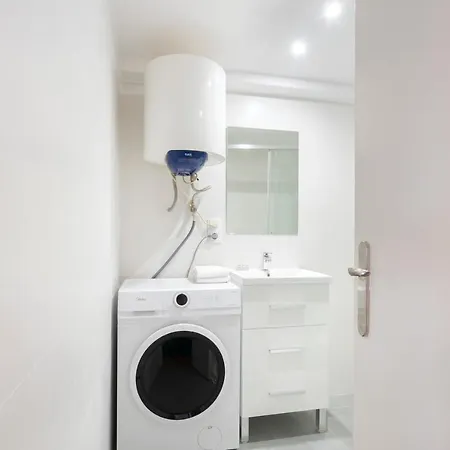 Homenfun Park Gueell Apartman Barcelona